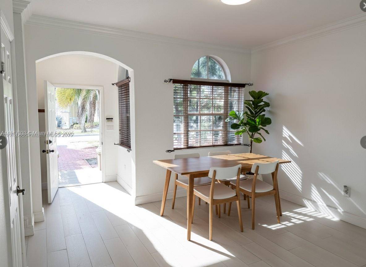 Welcome to this beautifully maintained 3 bedroom, 2.