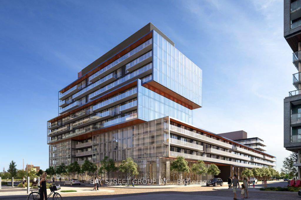 Welcome to this top floor luxury suite with south facing unobstructed view of DT Toronto in Distillery district.