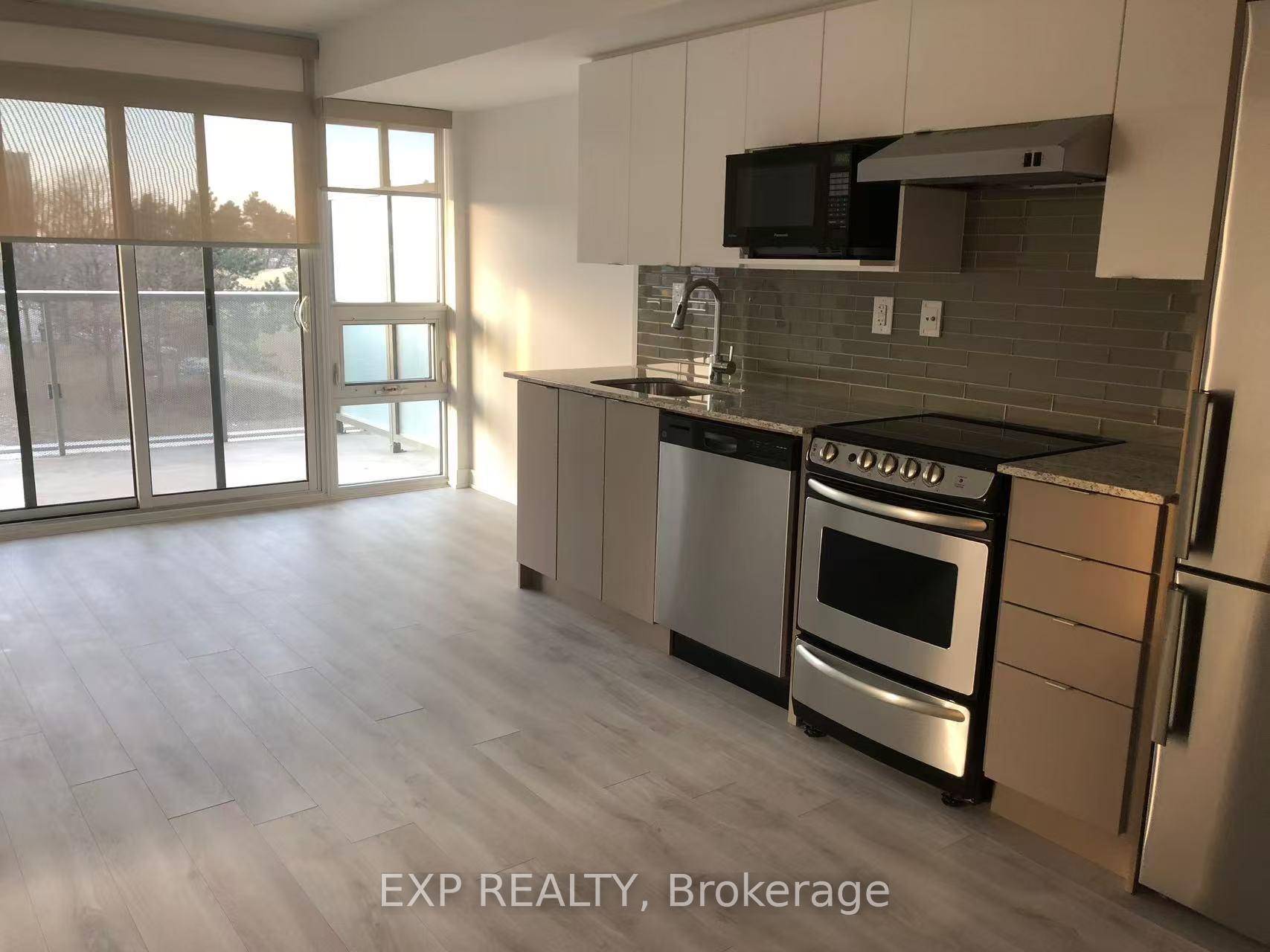 Stunning And Spacious 1 Bedroom In Yorkdale Condos W Unobstructed View Of Park.