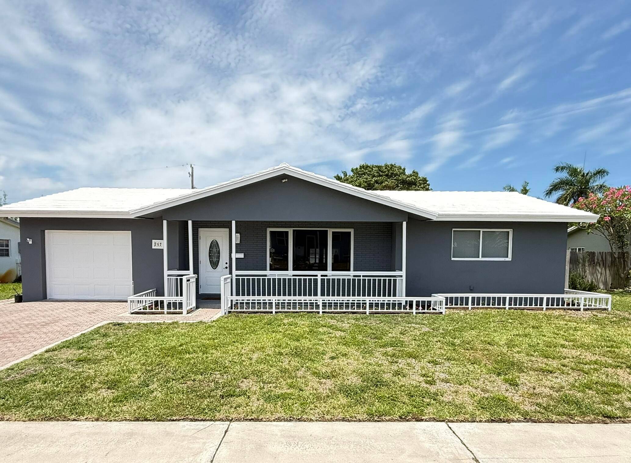 Discover Luxury stunning fully remodeled residence in desirable Boca Raton location.