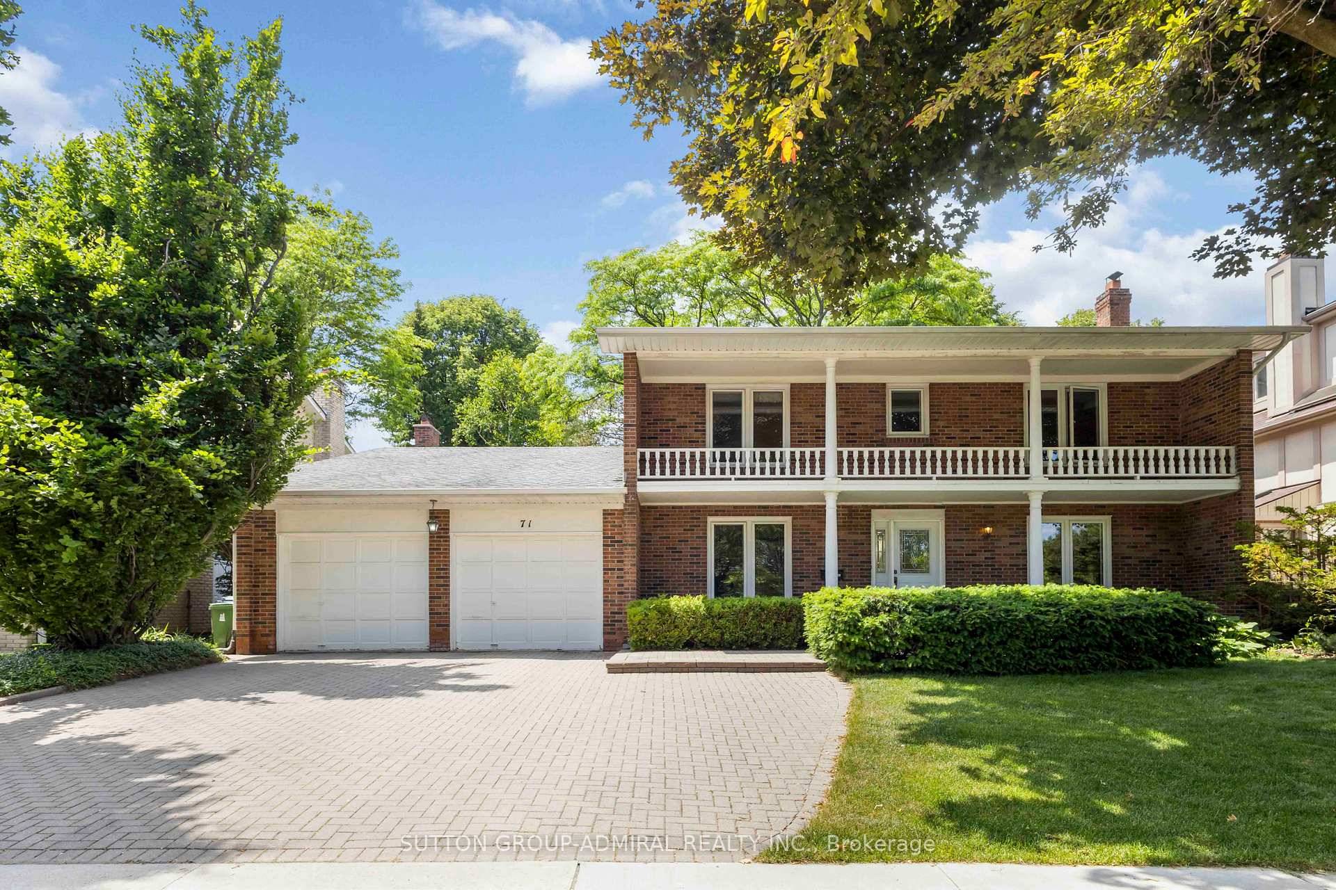 Beautiful, Well Maintained 4 Bedroom Detached Home With 2 Car Garage In The Sought After St.