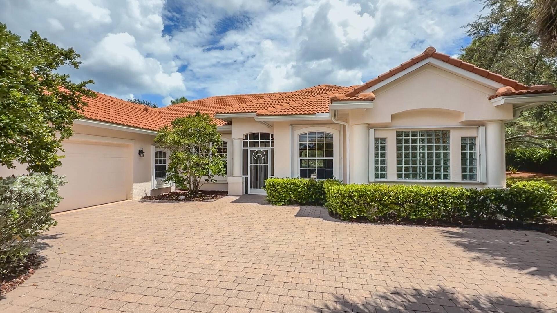 Jensen Beach Country Club's pinnacle location of Opal Hill Estates.