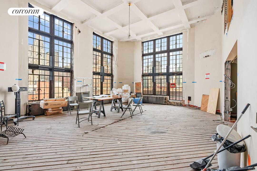 5 Tudor City Place Penthouses 1 amp ; 2 High above the East River, this rare residence at 5 Tudor City Place combines two original penthouses into one expansive home ...