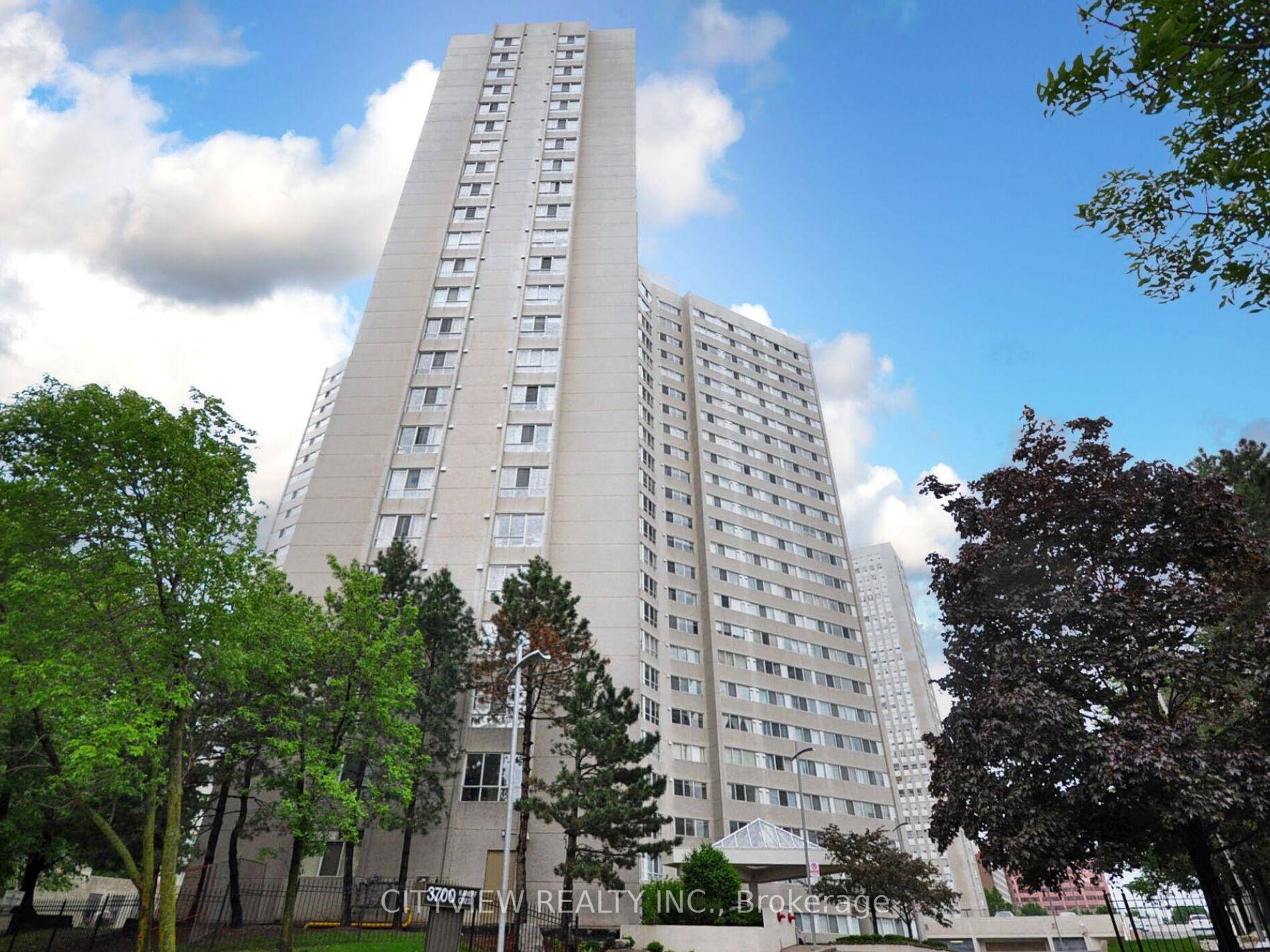 Highly Desirable 2 Bedroom Condo with a Den That Can Easily Be Used As a 3rd Bedroom.