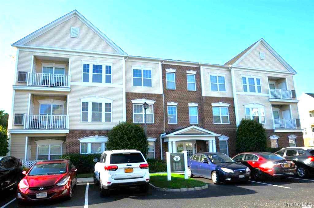 Step into luxury and comfort in this Redwood model top floor condominium nestled in the sought after Courthouse Commons community.
