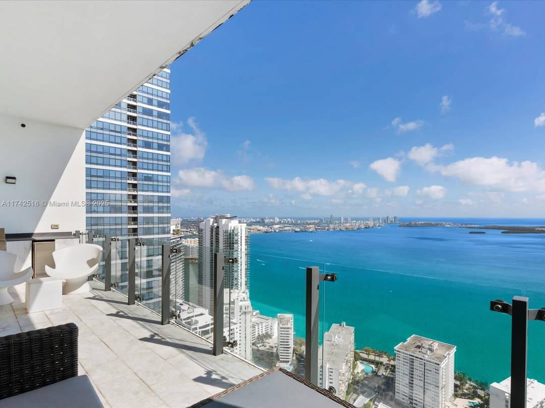 Experience breathtaking Biscayne Bay and skyline views from this exclusive half floor lower penthouse in Echo Brickell.