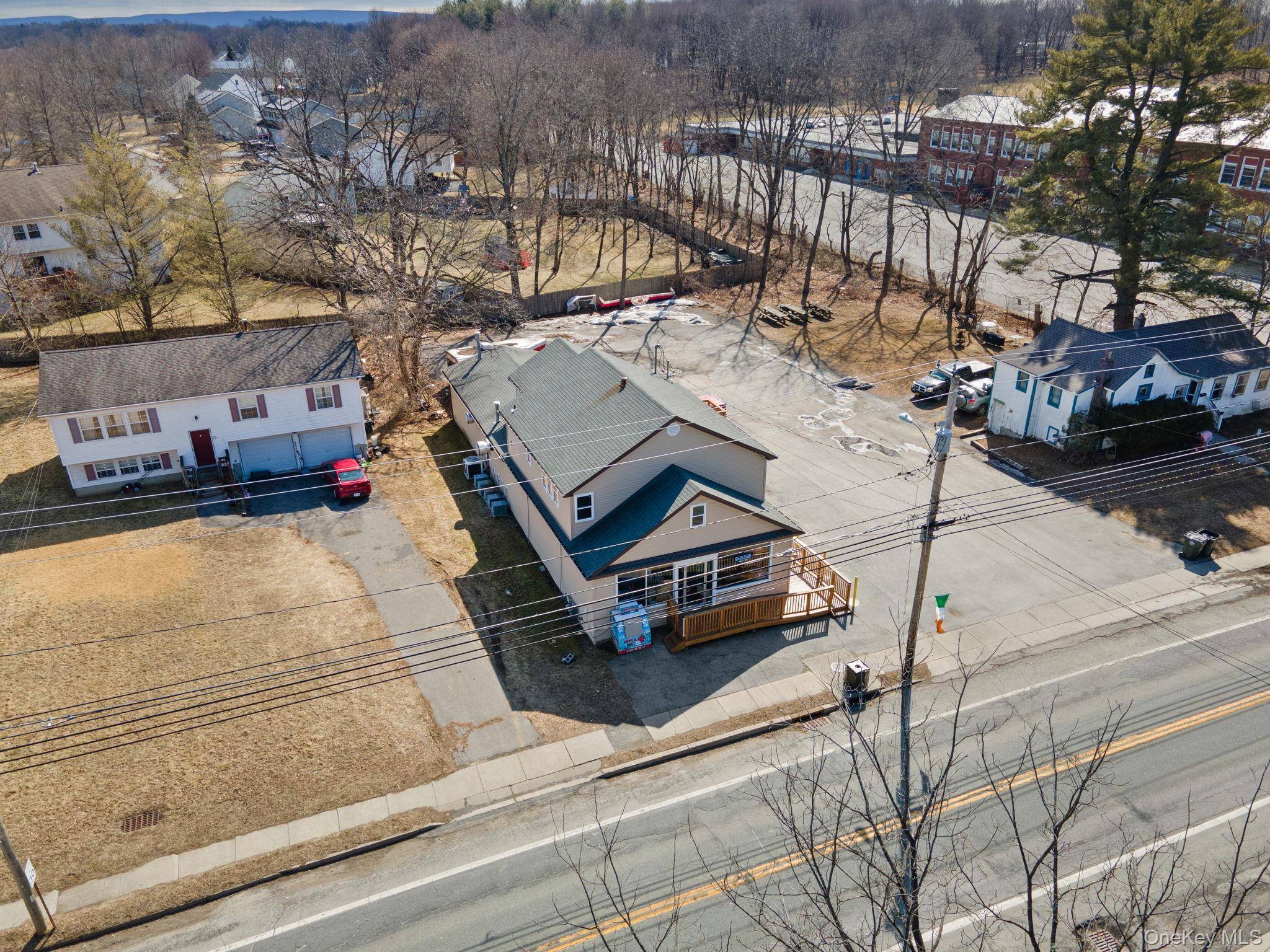 PRIME INVESTMENT OPPORTUNITY IN THE HEART OF MONTGOMERY !