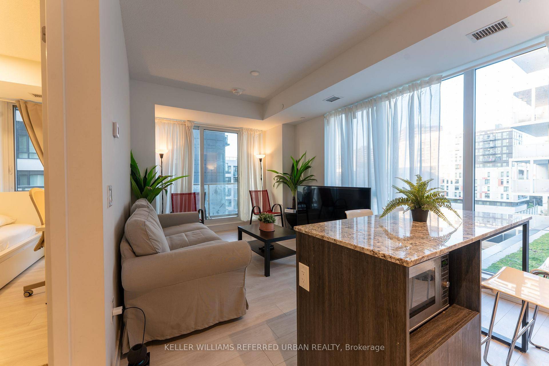 Welcome to this 785 sq ft condo in Regent Park, offering 2 bedrooms and 2 full bathrooms with a functional layout.