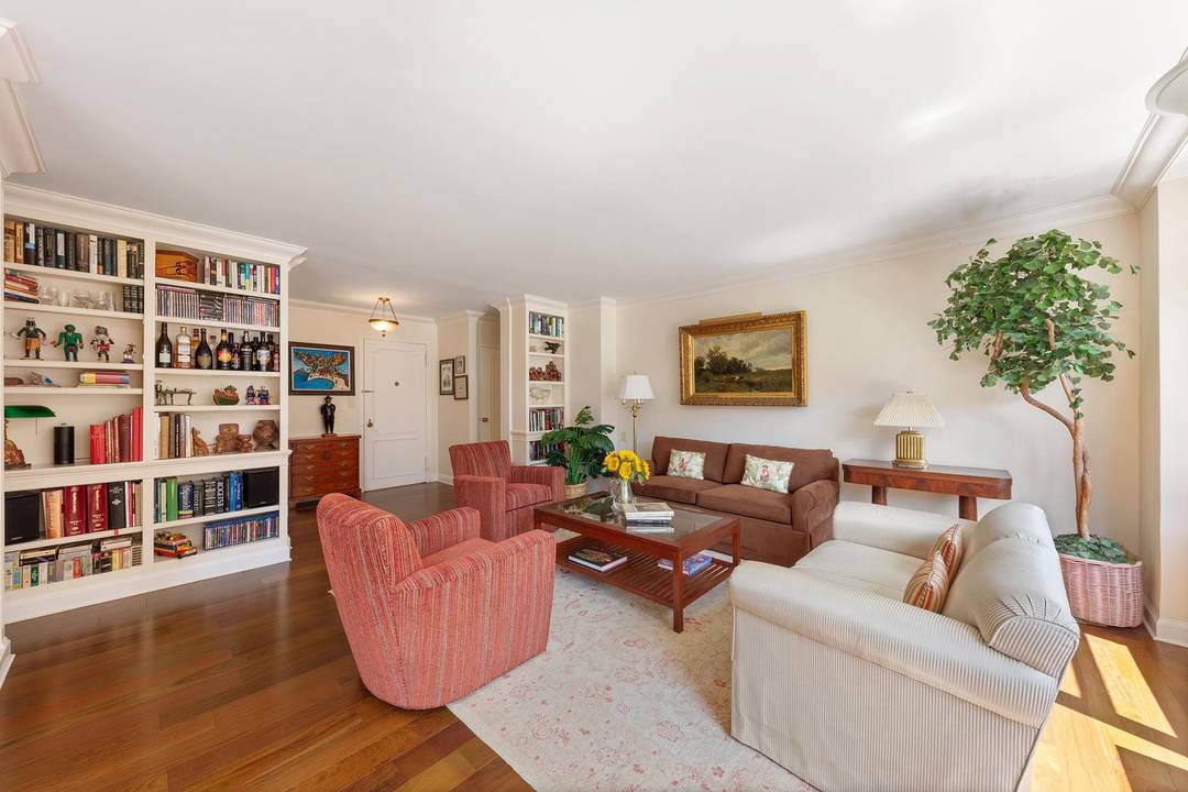 Welcome to Apartment 9A, a rarely available, sun filled home located in one of Park Avenue's most prominent white glove cooperatives.