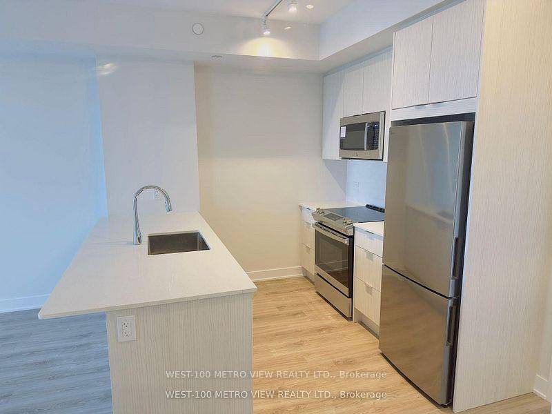 Brand New, Never Lived In 1 Bedroom Condo with huge terrace, Located In The Heart Of Mississauga City Centre, This Upgraded unit has Wood Laminate Flooring, Stainless Steel Appliances, Built ...