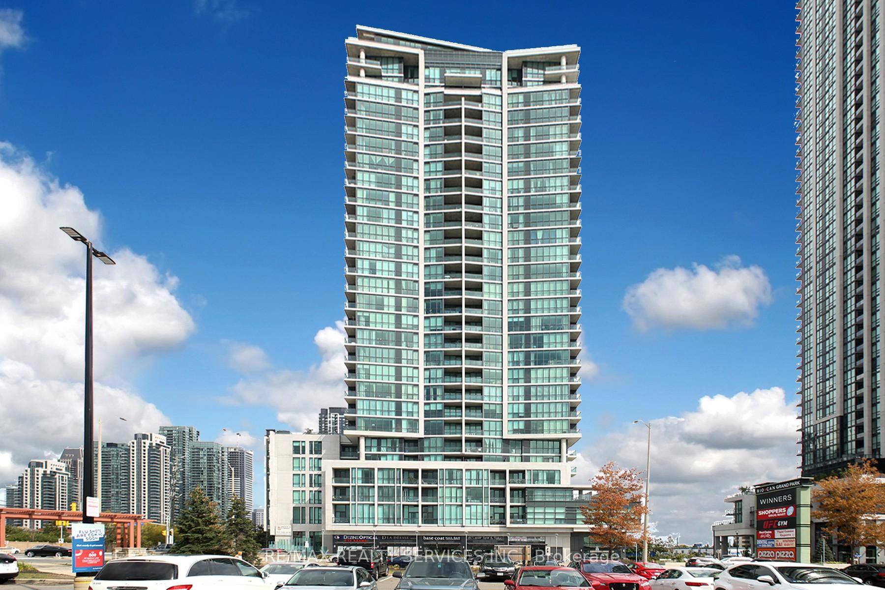 Gorgeous 2 Bed 2 Bath Corner Unit With Amazing View Of The City In The Prestigious Pinnacle Grand Park Condos.