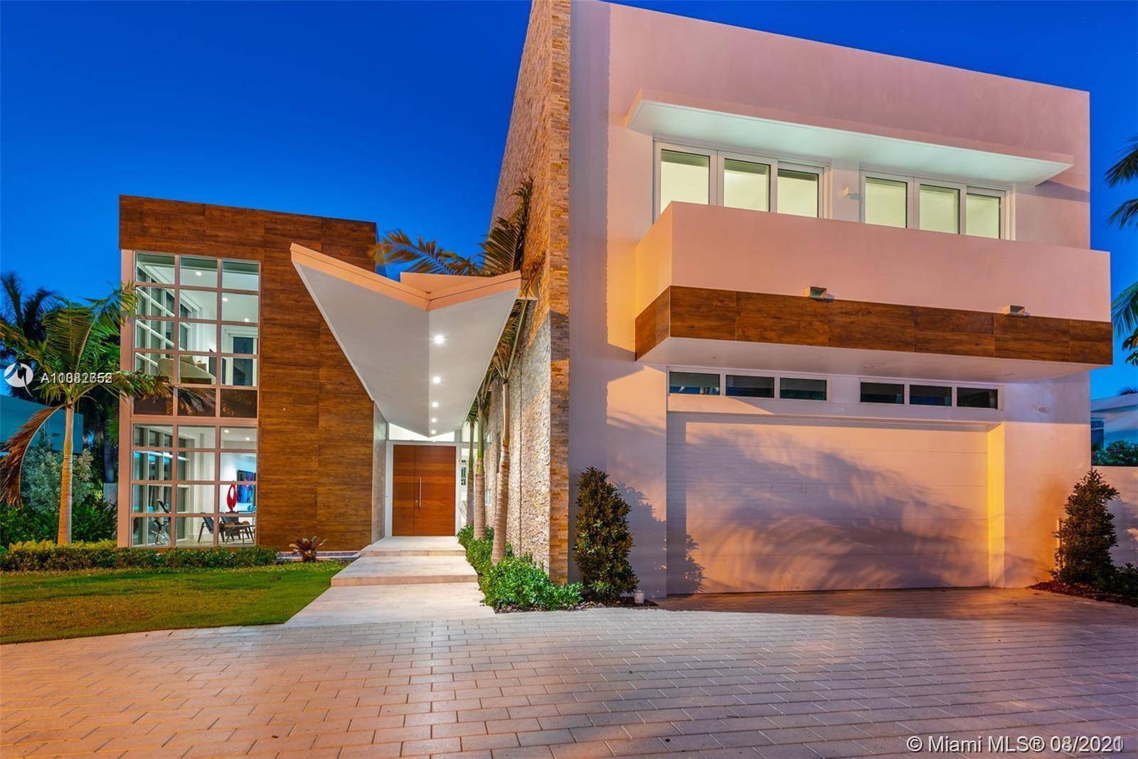 Ultra luxury newly built 2018 mansion in the heart of prestigious city of Golden Beach.