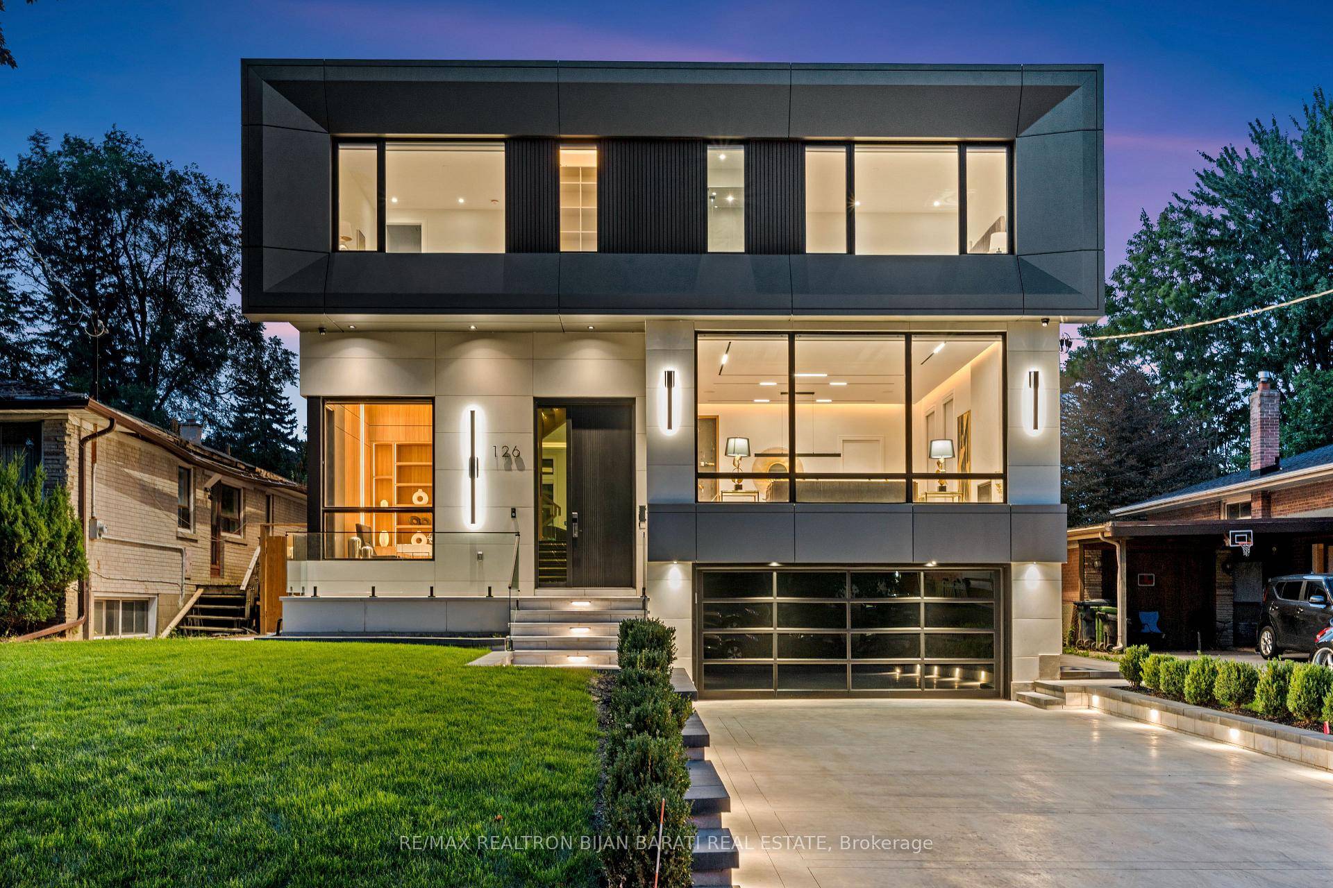 Welcome To This Stylish Ultra Modern Custom Home, Boasting A Perfect Blend Of Advanced Design amp ; Technology, Sophistication amp ; Elegance gt ; gt ; 4, 210 Sq.