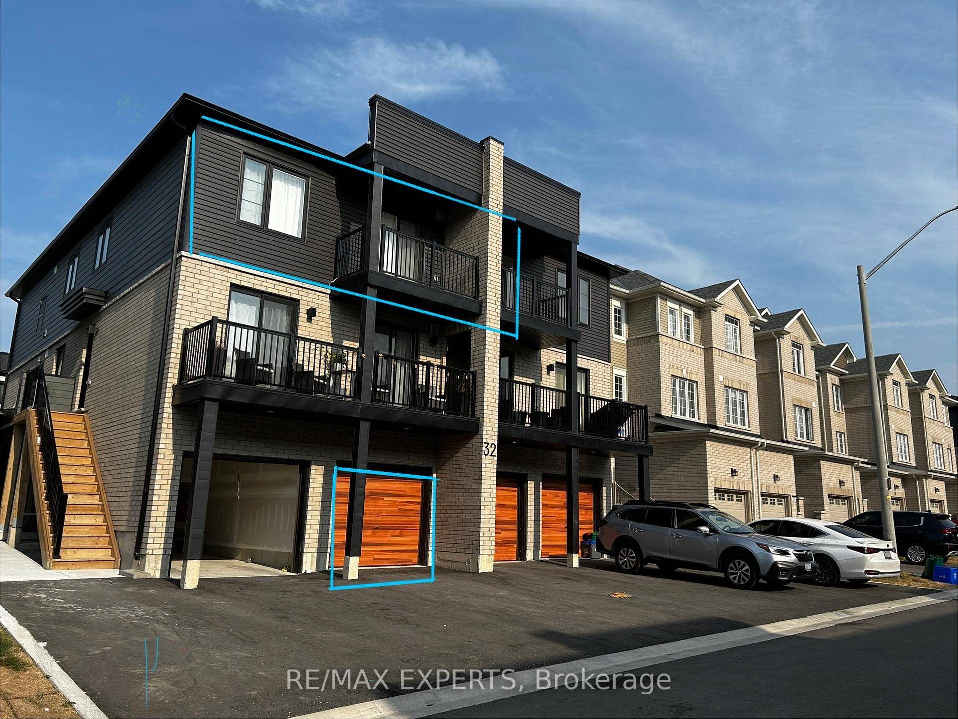 Welcome to this stunning 3 bedroom, 2 bathroom condo townhouse designed for modern living.