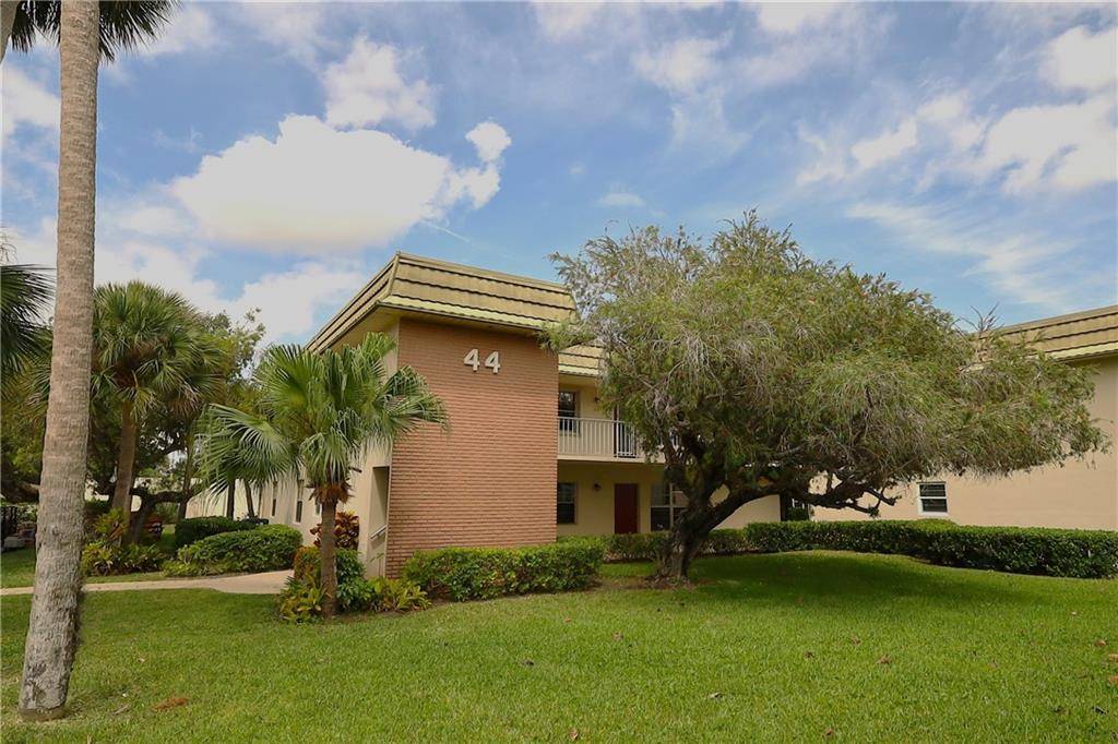 UNBELIEVABLE DEAL IN VISTA GARDENS ONLY 89K !