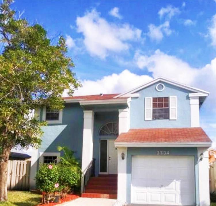 Priced 100, 000 below recent closed sales of the same model in the community, this 3 bedroom, 2.