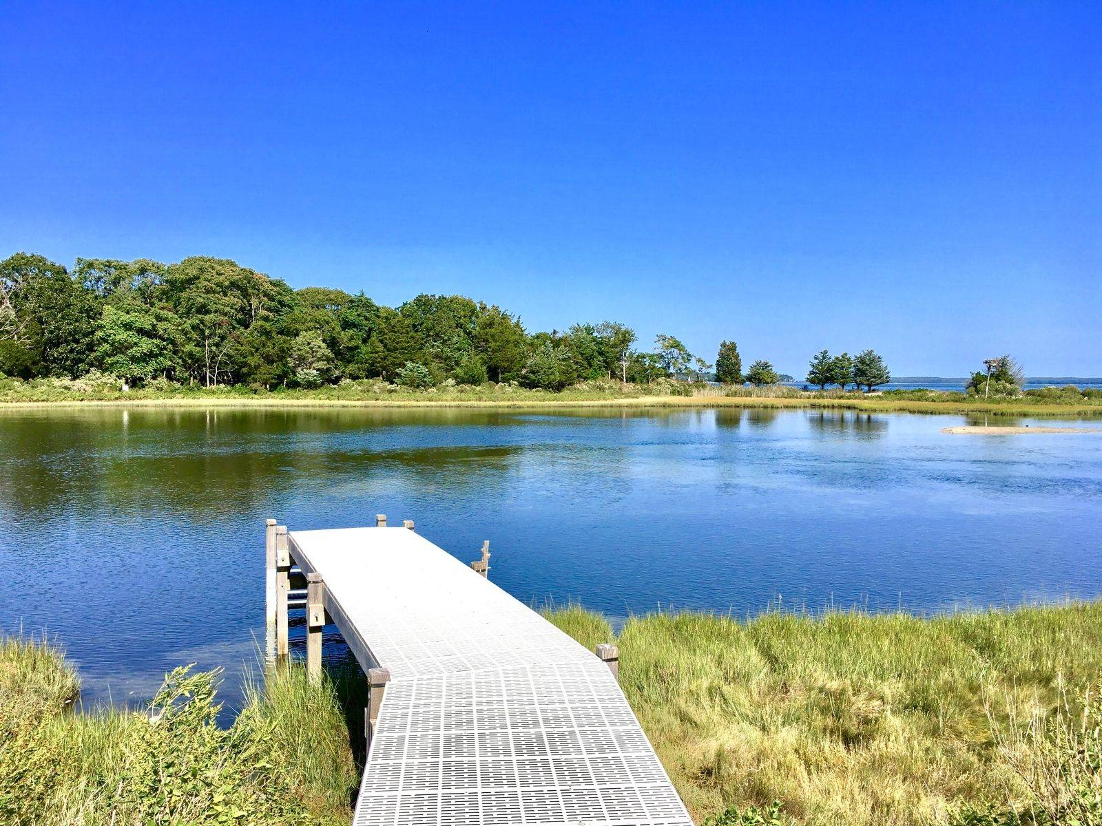 North Haven Magical Waterfront Cottage With Salt Water Pool Dock