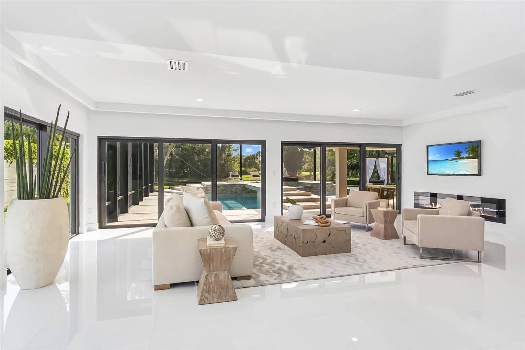 This one of a kind custom estate home in Breakers West Country Club in West Palm Beach is perfect blend of clean architectural lines, premium finishes and exceptional craftsmanship.