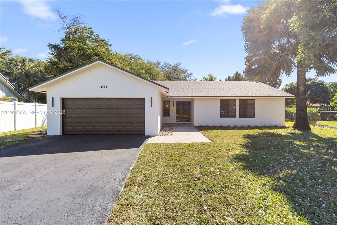 Stunning 4 bed 2 bath fully renovated home in Boca Raton, no expenses spared.