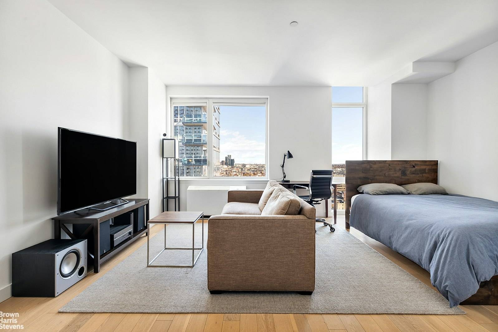 Luxury Studio w Incredible Open ViewsResidence 28E in the South Tower of the Edge is a beautiful studio apartment with amazing Northern views that bring in an abundance of natural ...