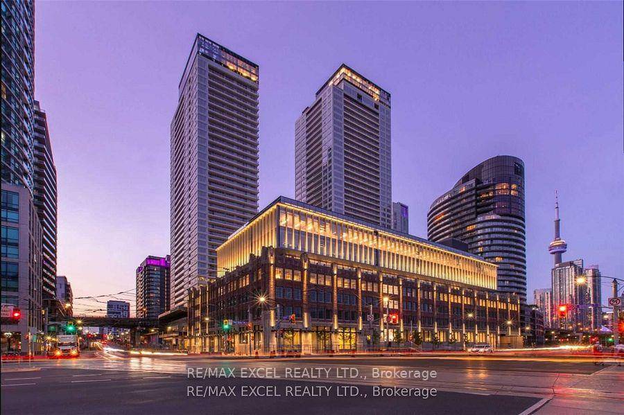 Location, Location, The New Lakefront Condo !