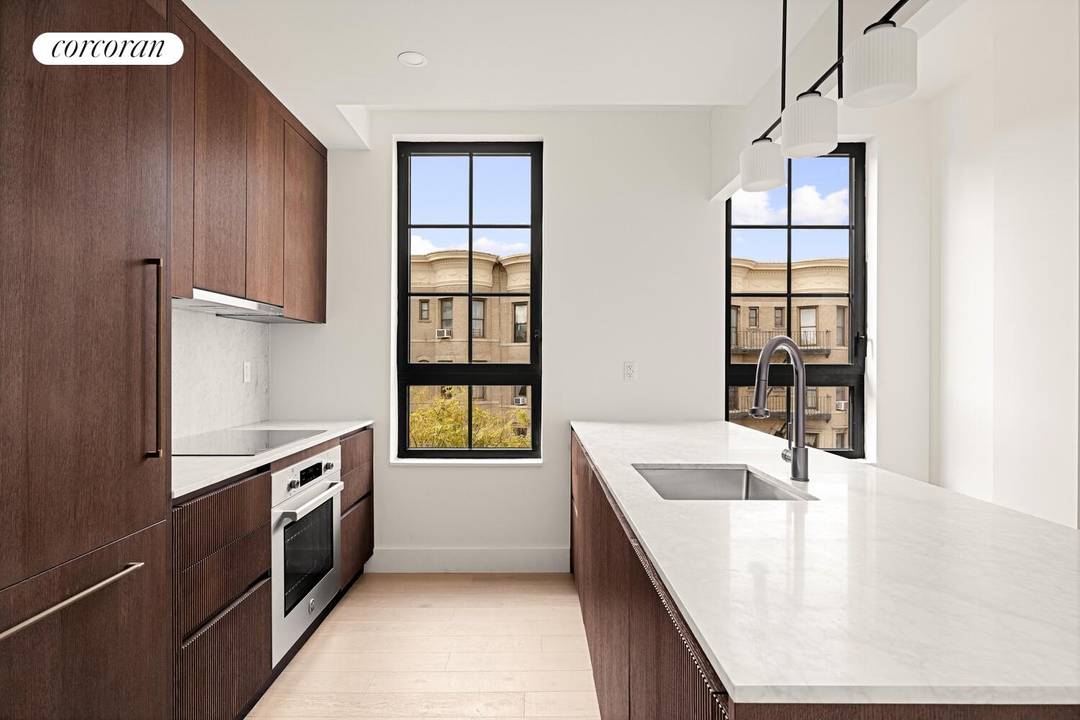 755 Washington is the newest exciting addition to the very limited condo inventory in historic Prospect Heights, and one of the only options with an elevator and parking spaces for ...