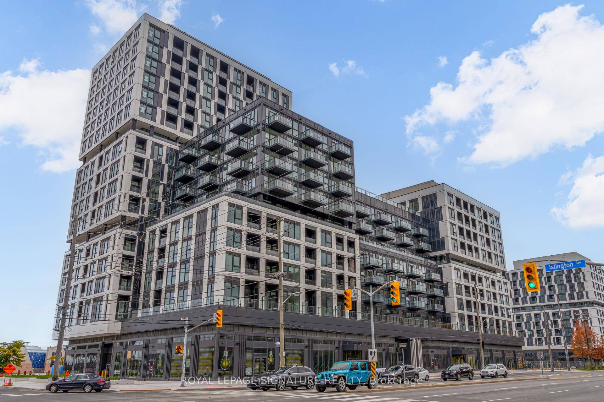 Beautiful Brand New 1 Bedroom Condo At Verge East, Ideally Located In One Of Etobicoke's Most Sought After Communities !