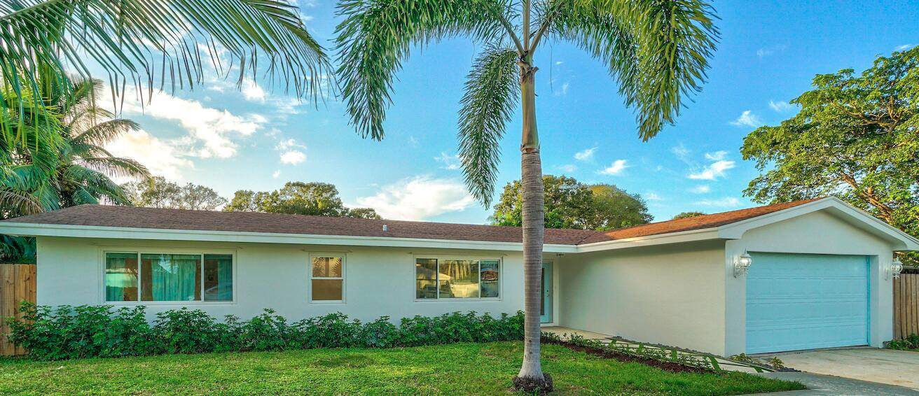 Nestled in the heart of Lake Clarke Shores, this beautifully updated 4 bedroom, 3 bathroom home sits on a spacious 12, 507 sqft lot.