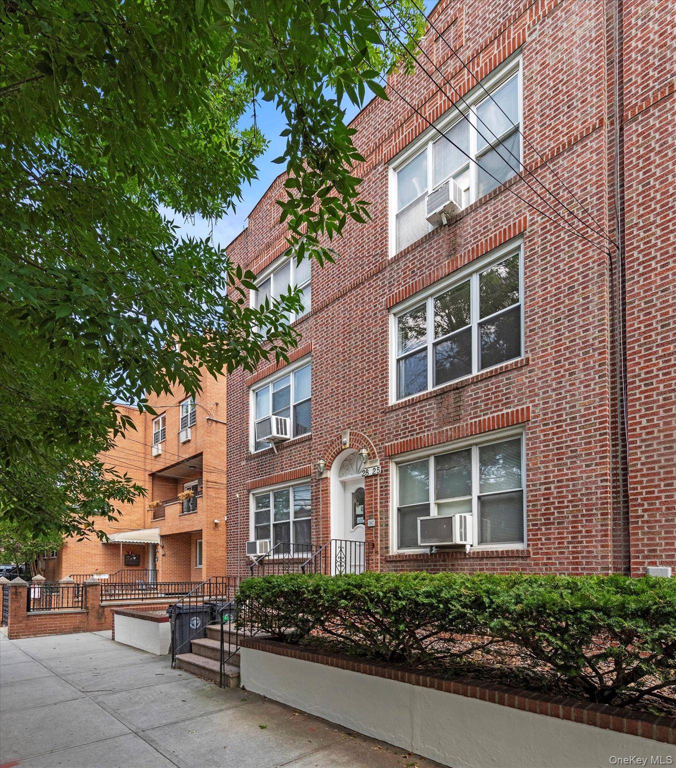 Astoria 6 unit Multi Family Investment Opportunity !