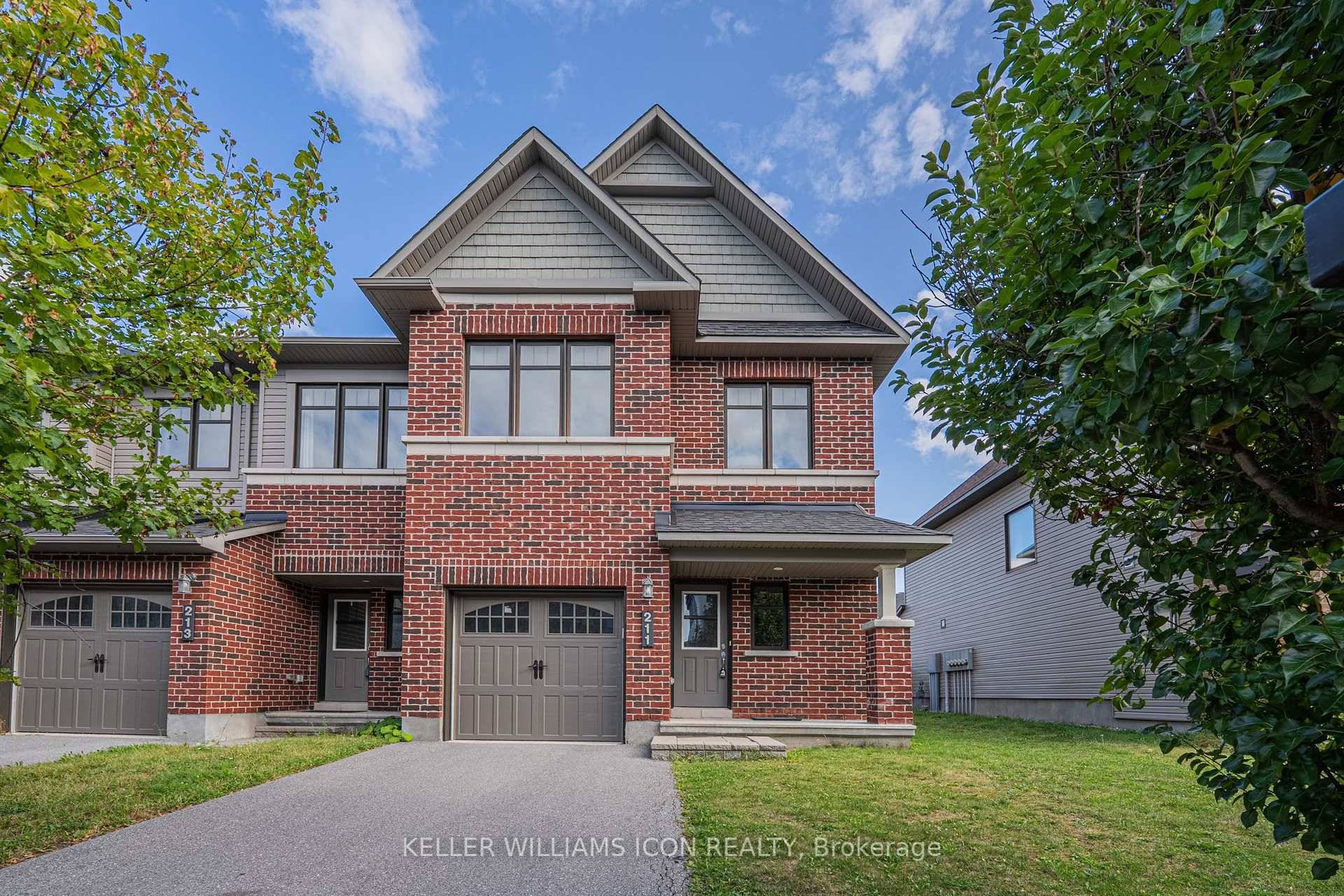 Sunny Bright 4 Bedrooms, 3.