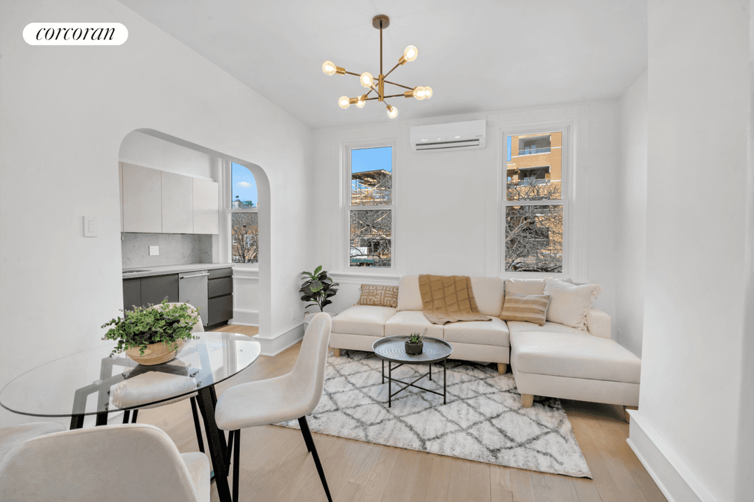 Welcome to this quaint and beautifully renovated boutique townhouse style condo located in the best area of Astoria.