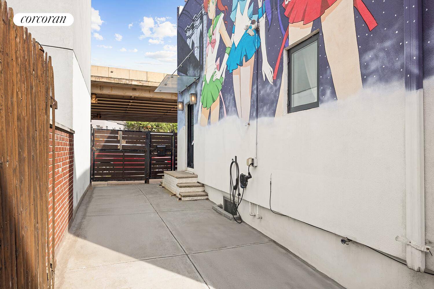 One of a kind ! 520 Meeker is a unique single family home in Williamsburg on the border of Greenpoint.