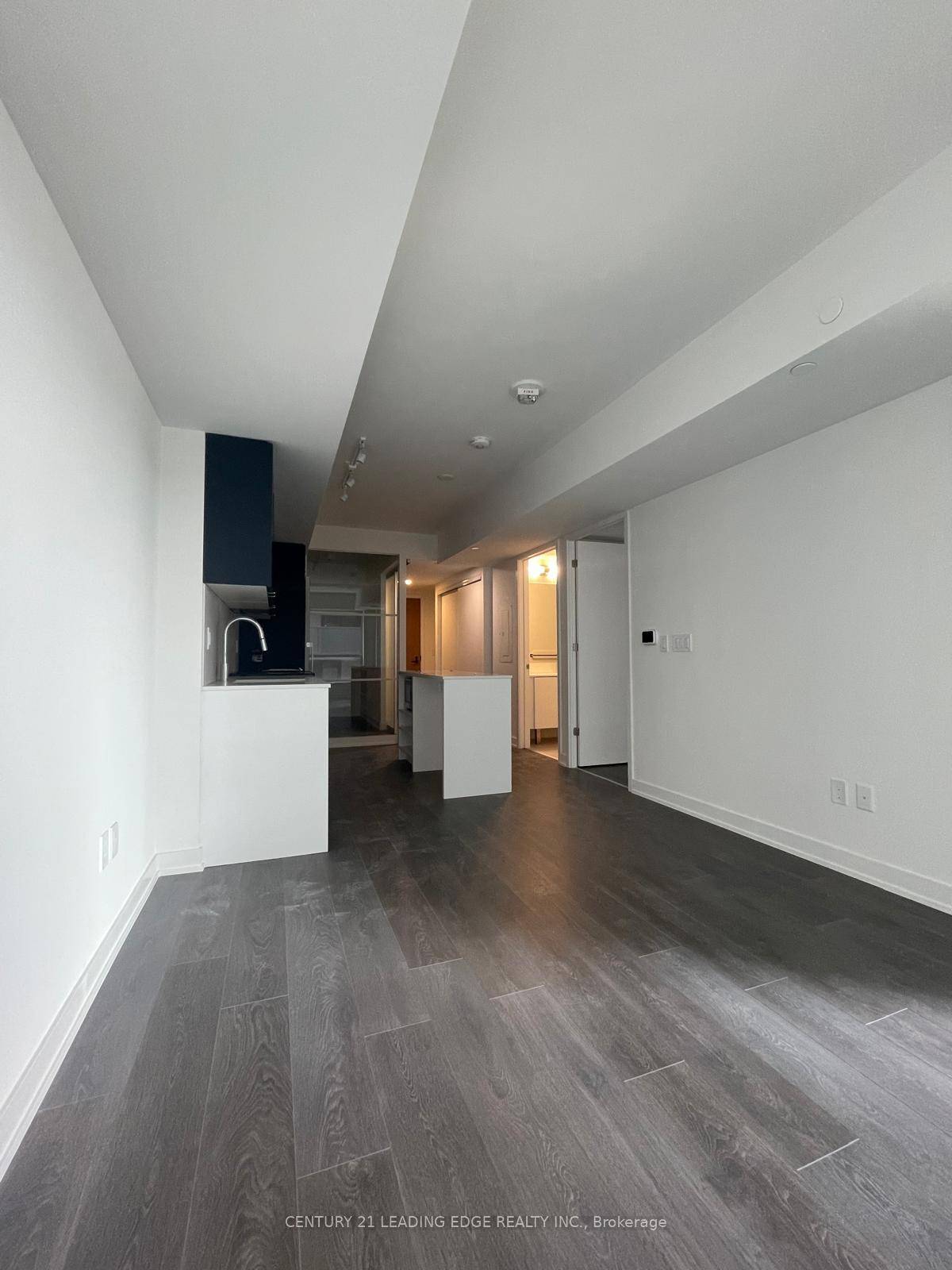 Live in style at the prestigious Express Condos in Clanton Park, where urban convenience meets modern elegance.