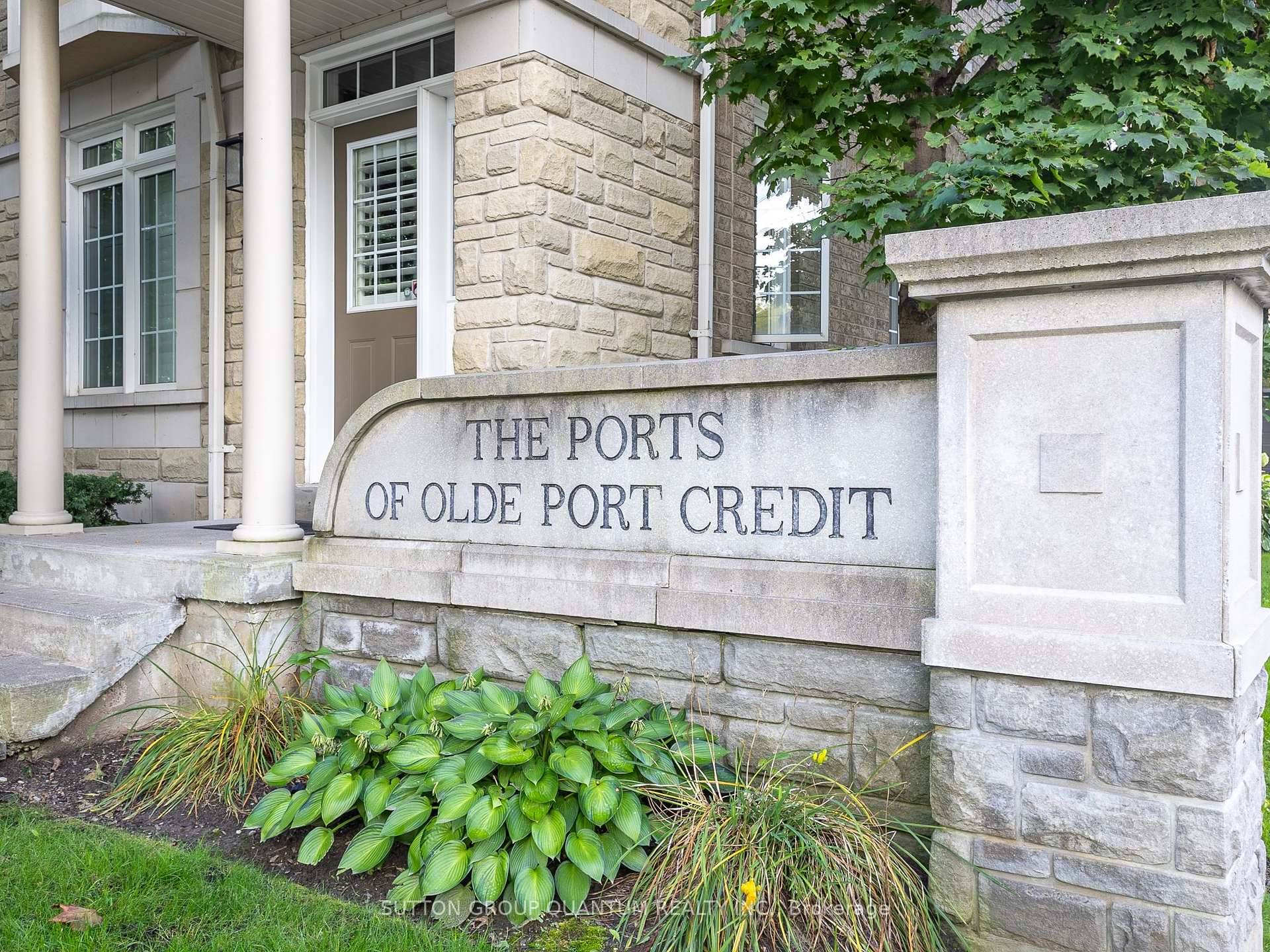 Welcome to 50 Rosewood Ave, nestled in the vibrant Village of Port Credit just steps to the GO Station, the soon to be Hurontario LRT, waterfront trails, shops, and dining ...