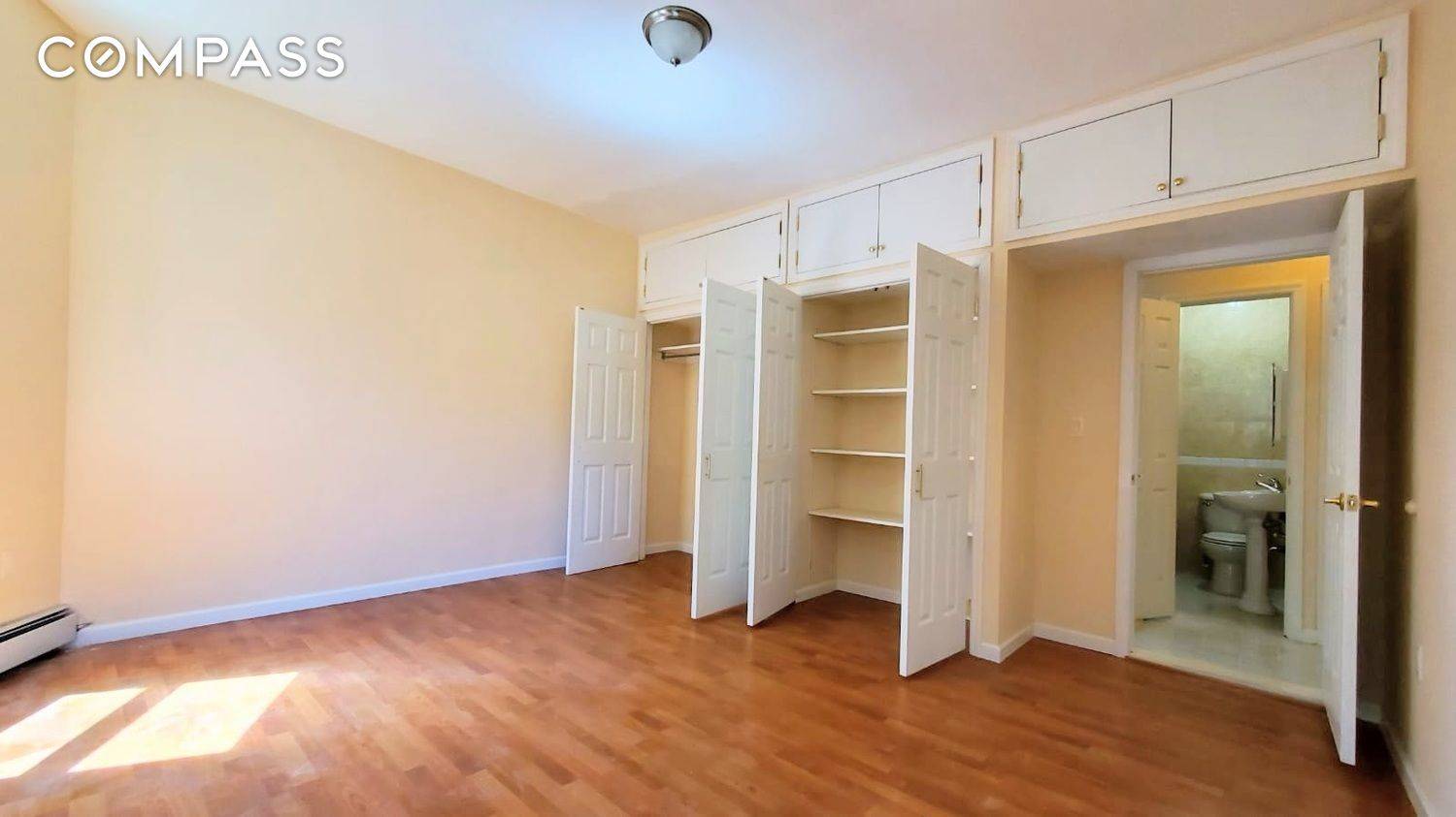 Incredible 3 Bedroom 2 Bath in Newly Renovated Townhouse !