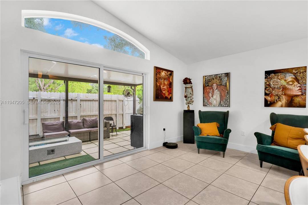 Well located property situated on a quiet street with convenient access to major roadways, shopping, dining, and local amenities.