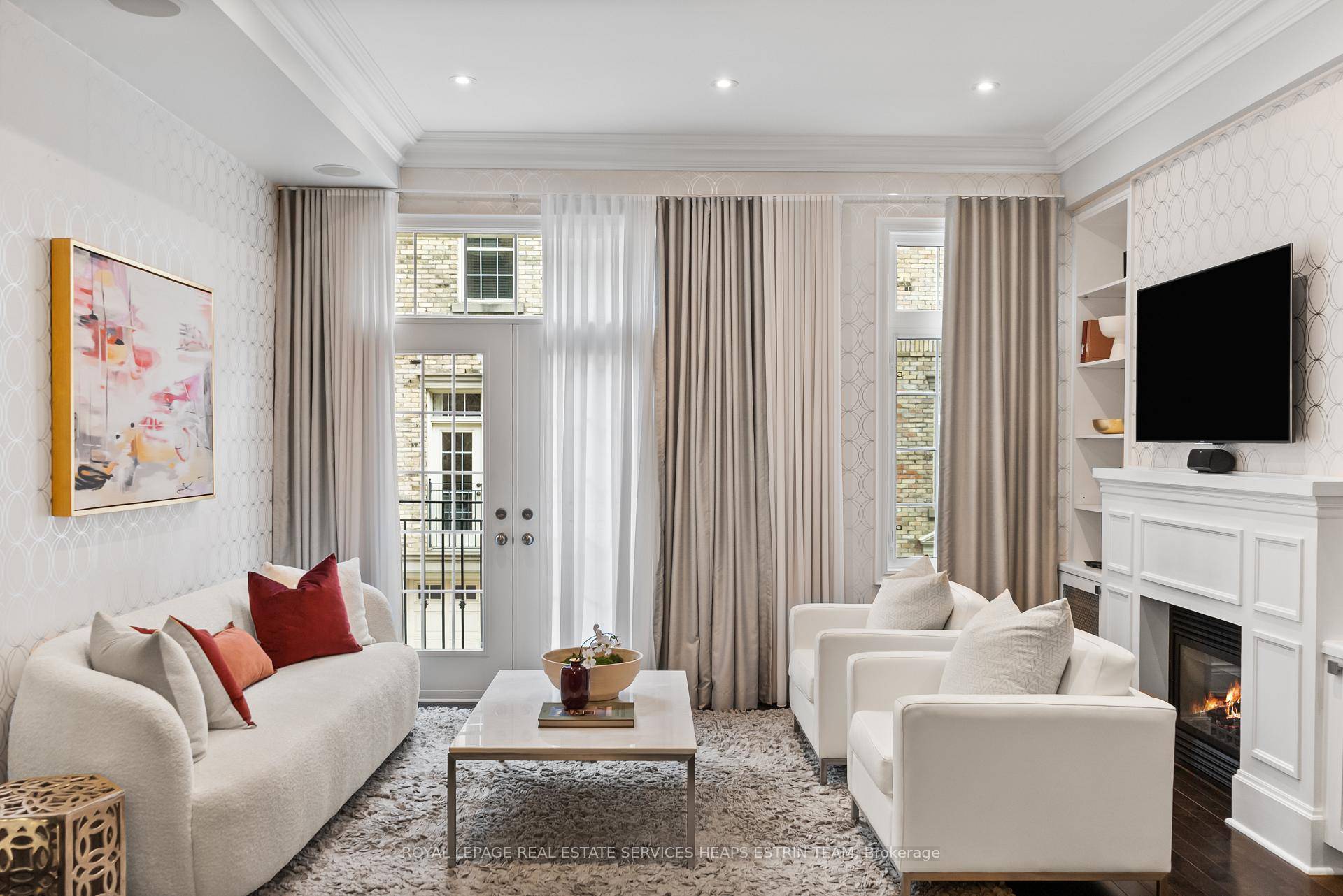 208A Merton is a lifestyle destination for those who crave sophistication, comfort, and connection in one of Torontos most vibrant enclaves.