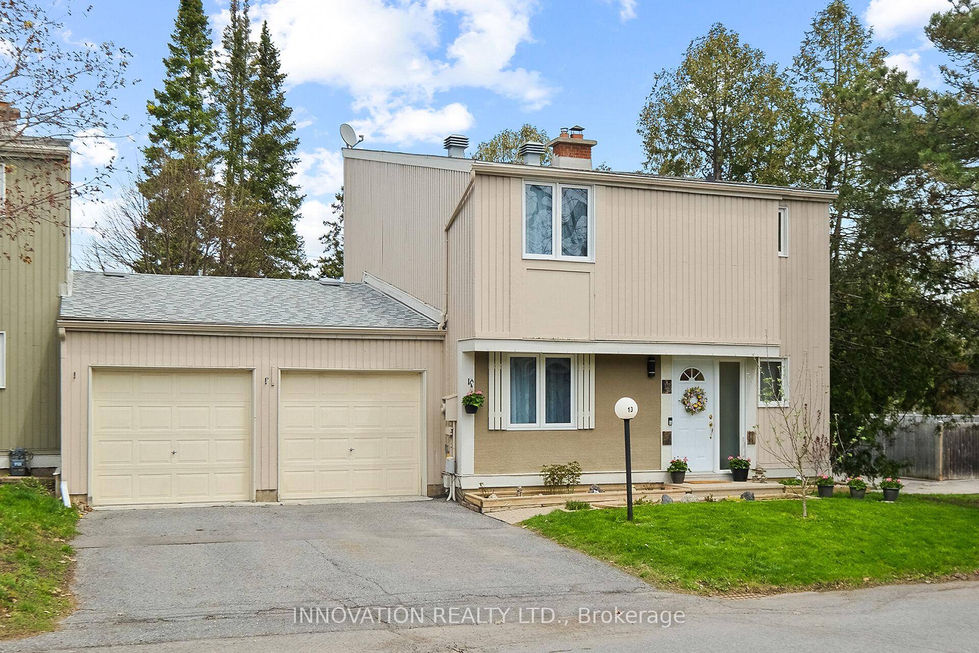 Welcome to 13 Jackson court with a two car garage and no rear neighbours !