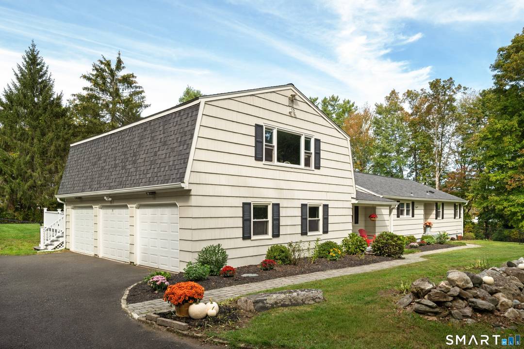 Nestled within the serene borough of Newtown, this sprawling 3, 133 sq ft ranch offers the perfect blend of comfort, space and modern amenities.
