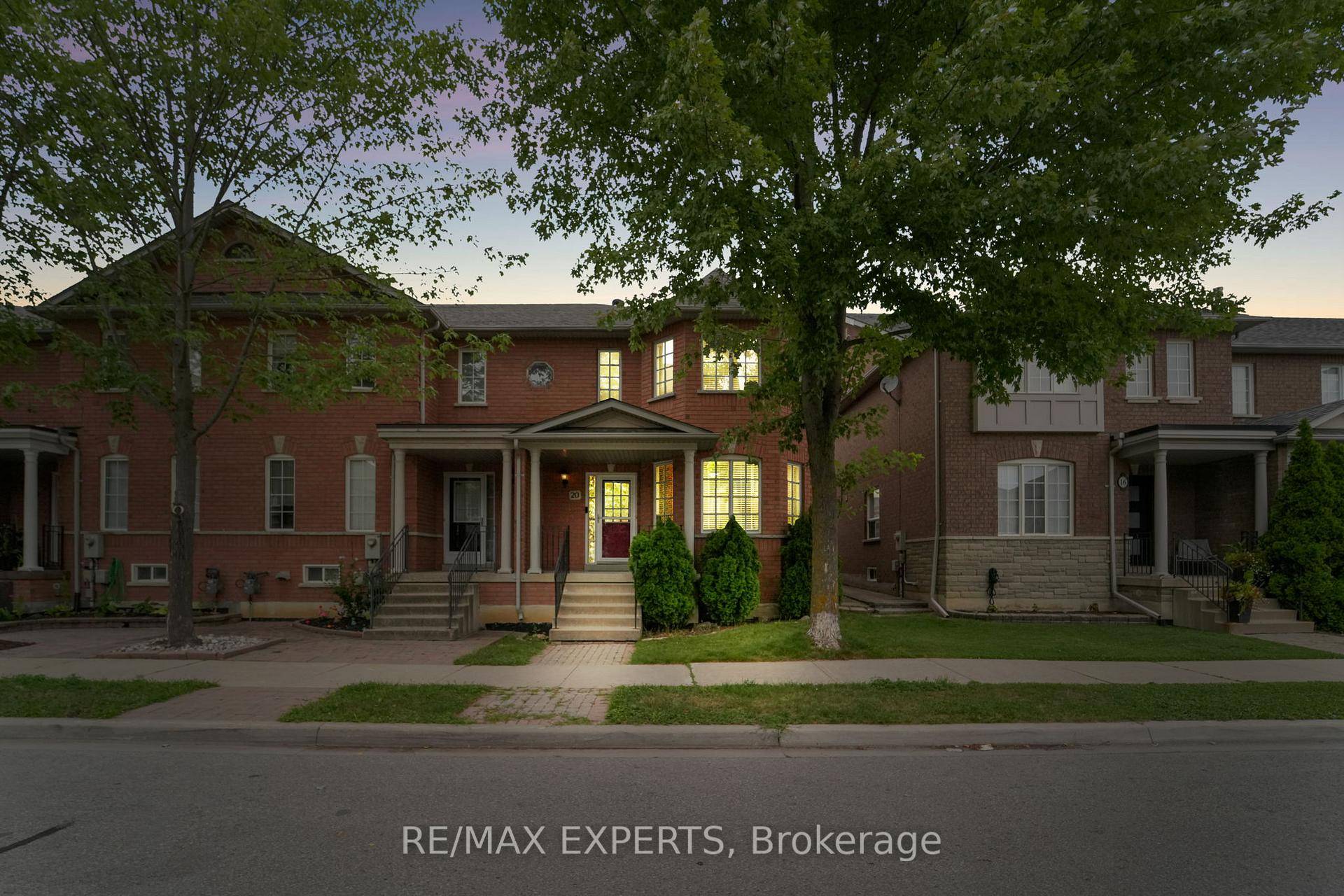 Excellent Opportunity Awaits In Vaughan's Sought After Sonoma Heights Community !