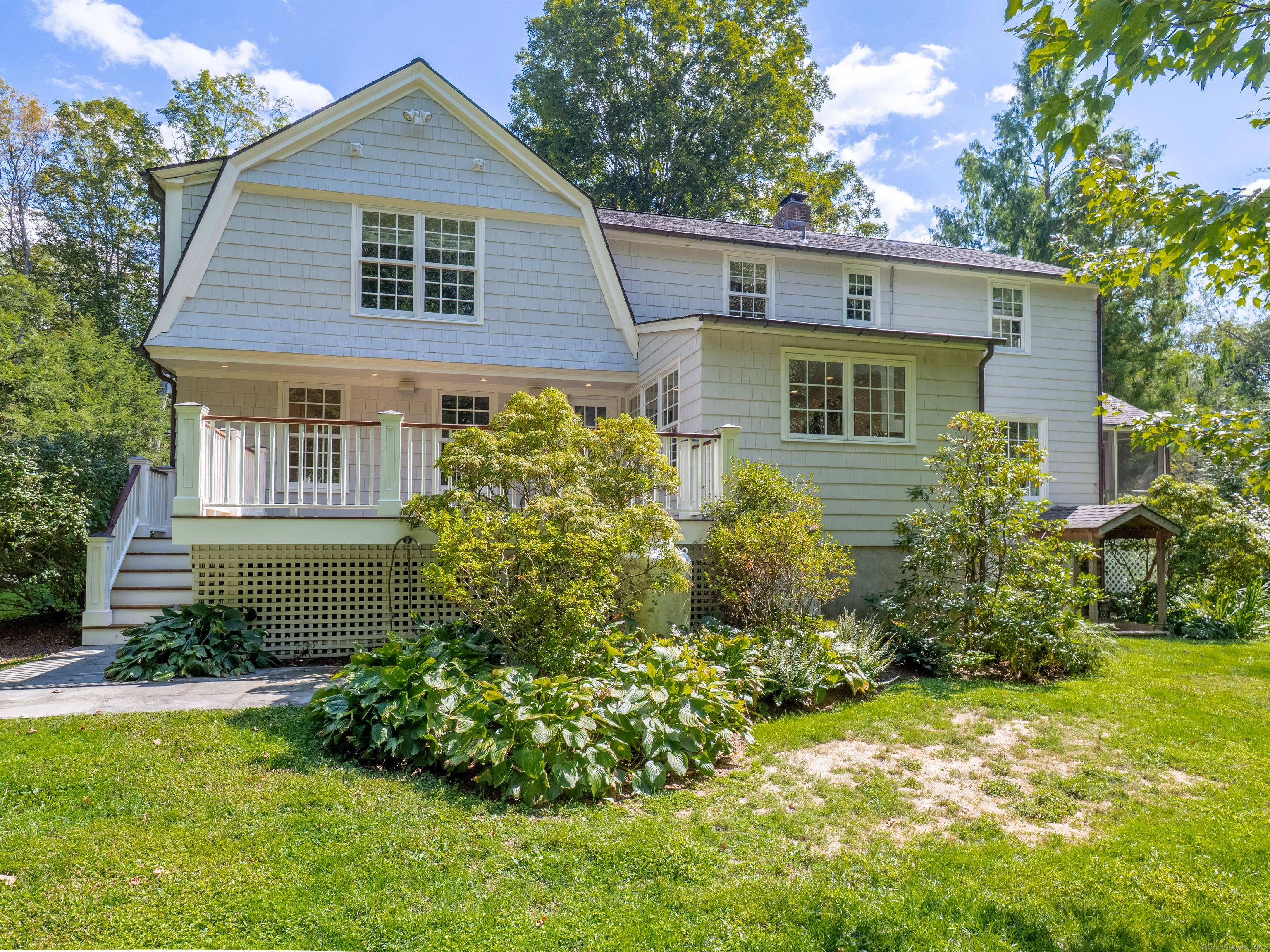 HIGHEST AND BEST BY MONDAY AT NOON Move in Ready and Best Wilton Commuting Location.