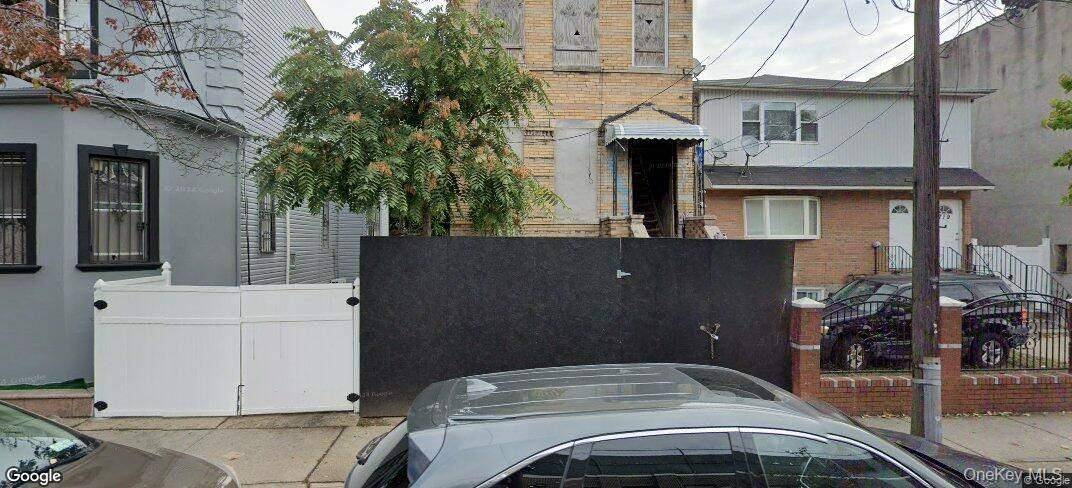 WELCOME TO 717 HENDRIX ST BROOKLYN NY THIS AMAZING 2 FAMILY HOME LOCATED IN THE TRENDY CITY LINE AREA.