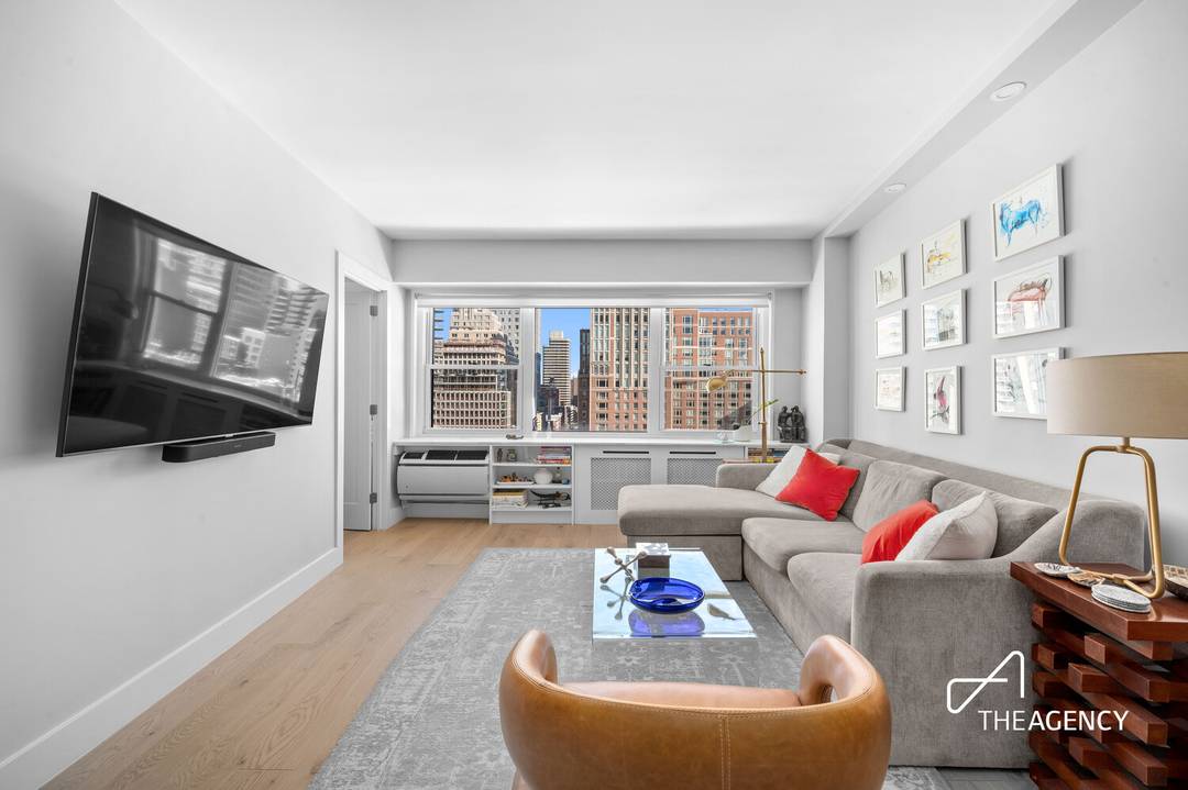 Welcome home to this beautifully maintained two bedroom, one bathroom residence located in the heart of the Upper East Side.