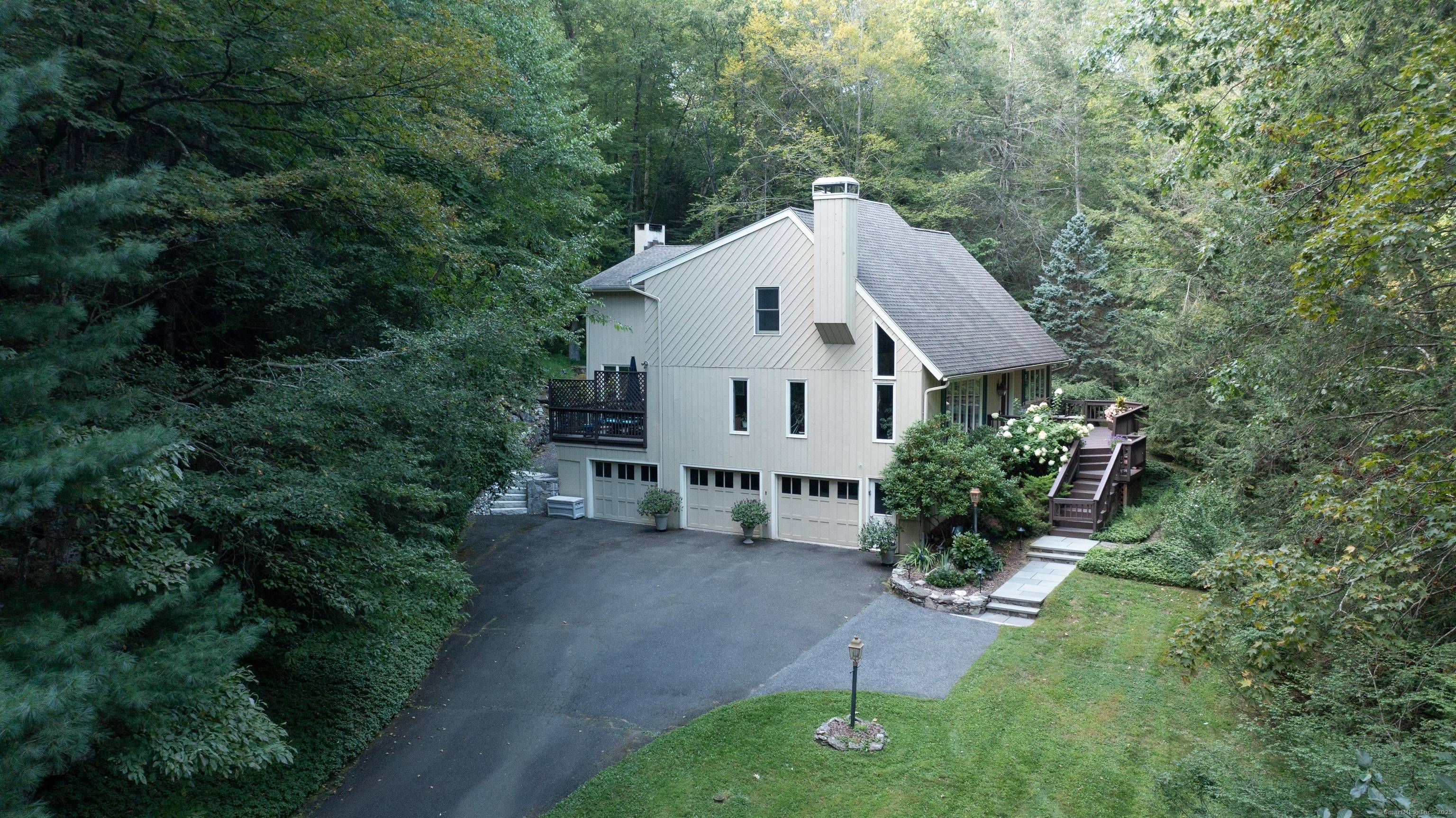 Why pay waterfront prices or taxes ?