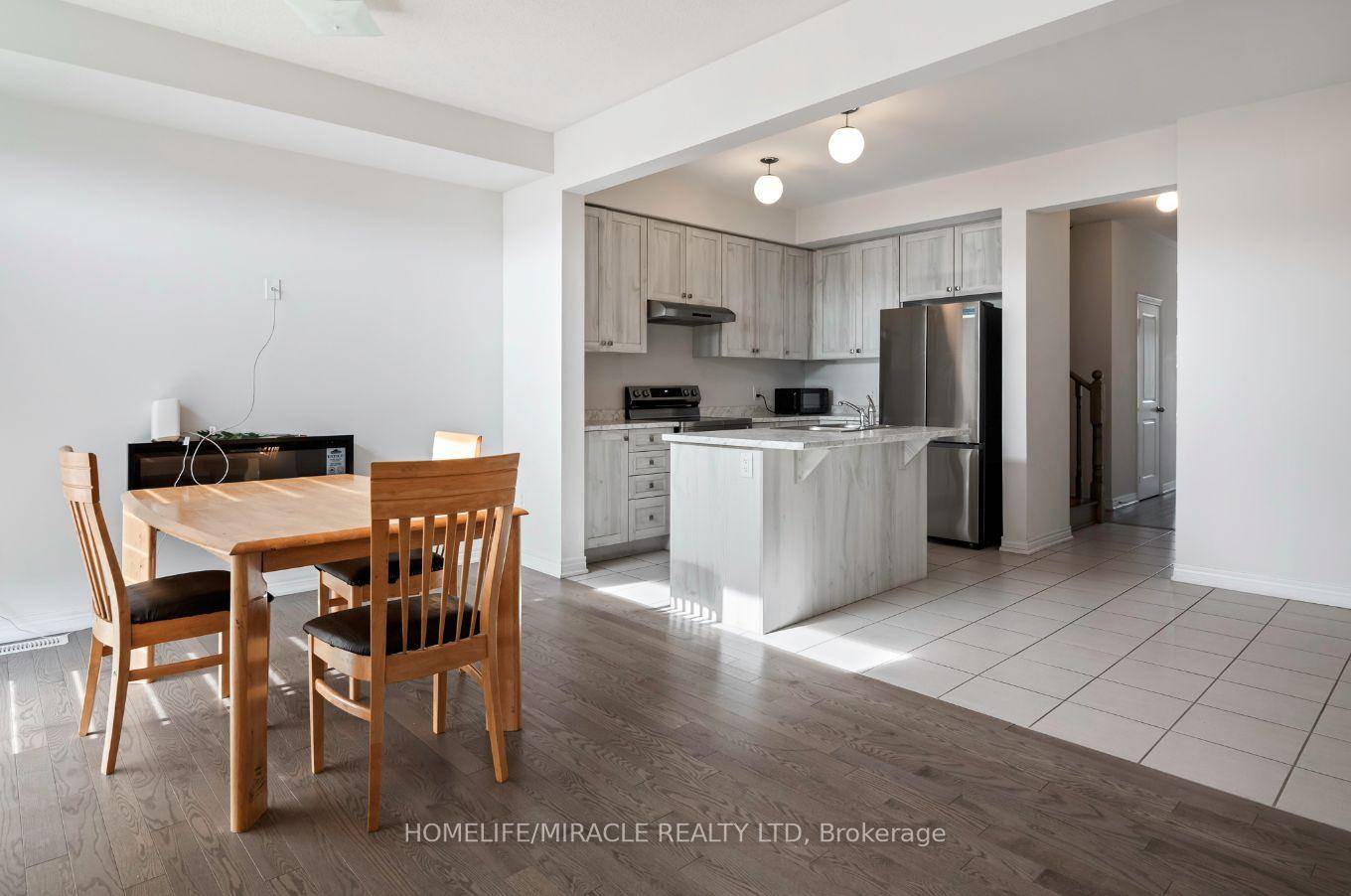 Nicely constructed freehold townhouse with open concept layout ornamented with SS Appliances, A house with 3 very good size Bedrooms and with 2 Full Washrooms.