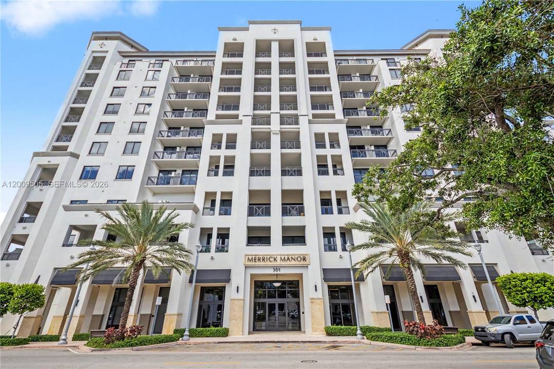 Experience urban elegance in this pristine 2 bedroom, 2 bathroom residence at the prestigious Merrick Manor.