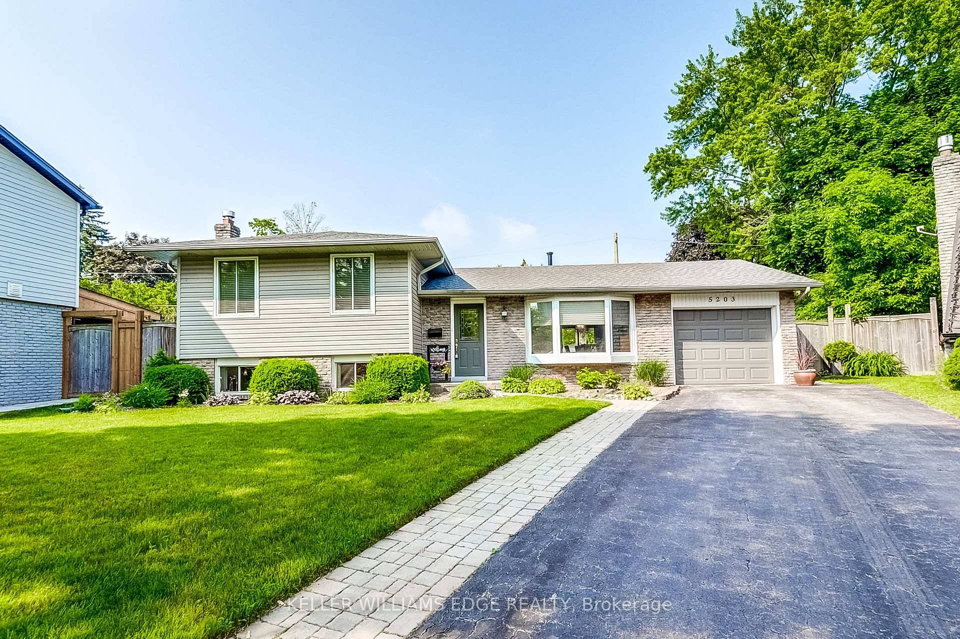 Lovely home in South Burlington for short term lease furnished.