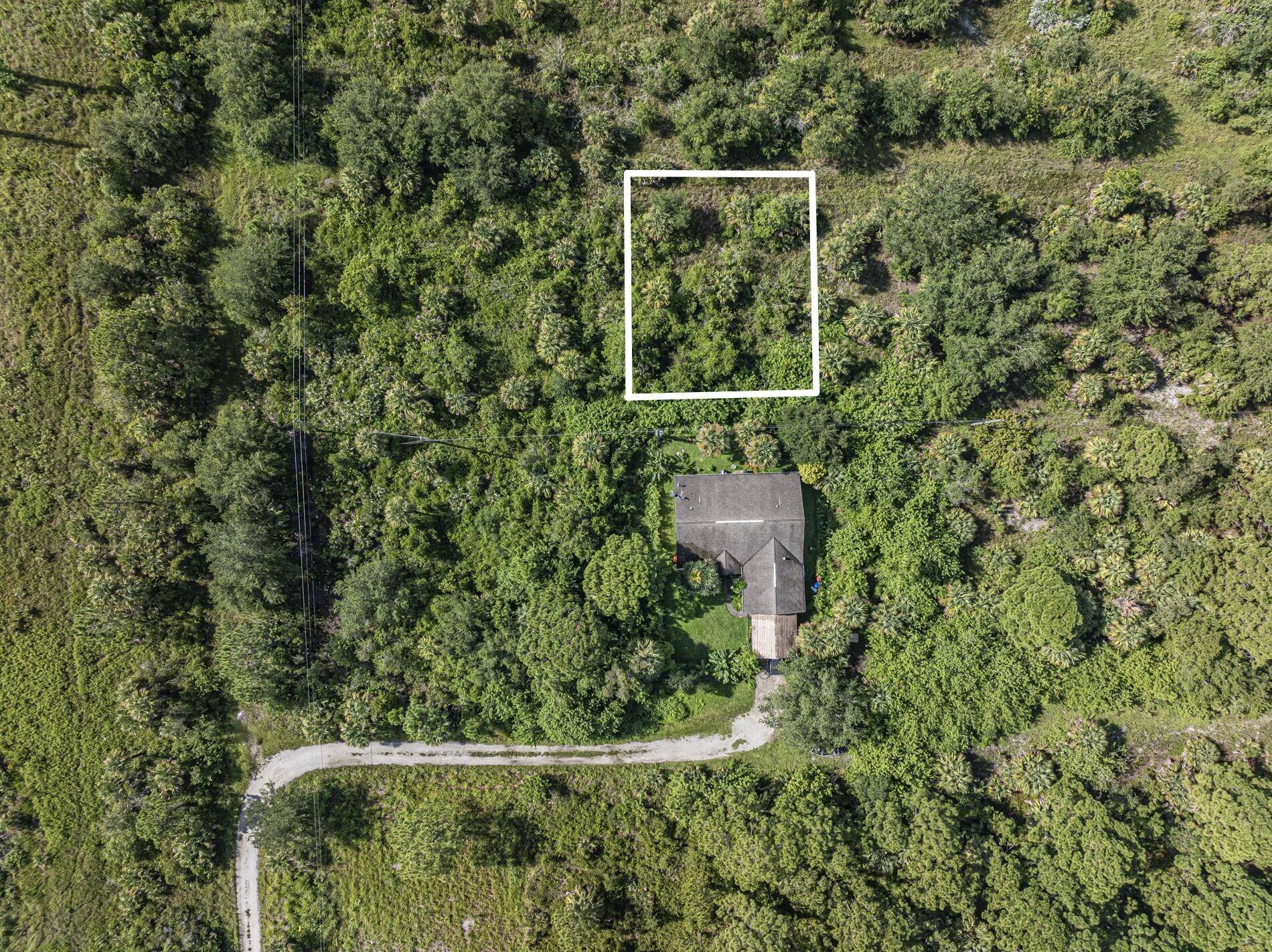 Located just west of I 95, and conveniently located close to shopping and dining.