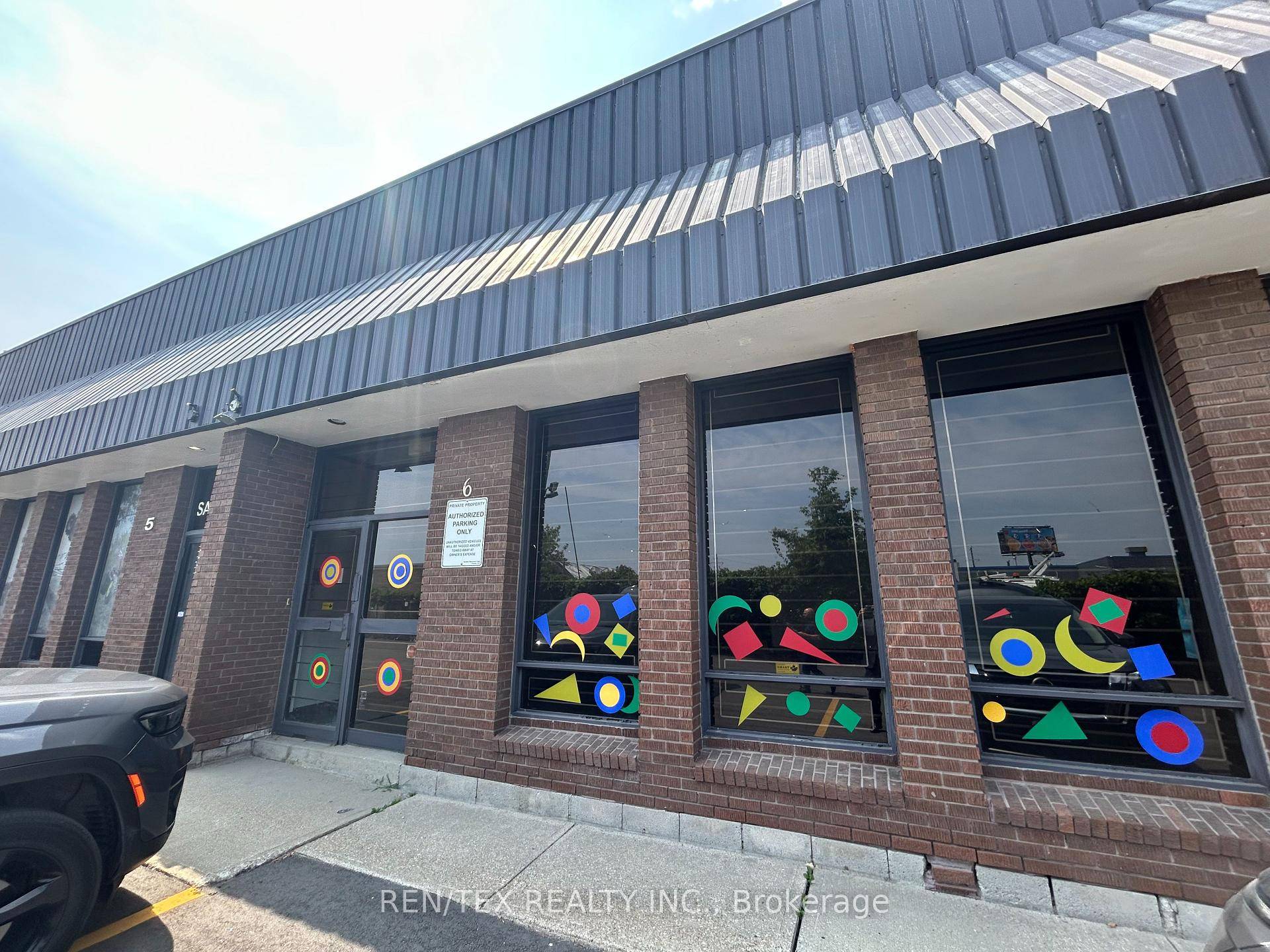 Take advantage of this industrial opportunity in Etobicoke at competitive pricing.
