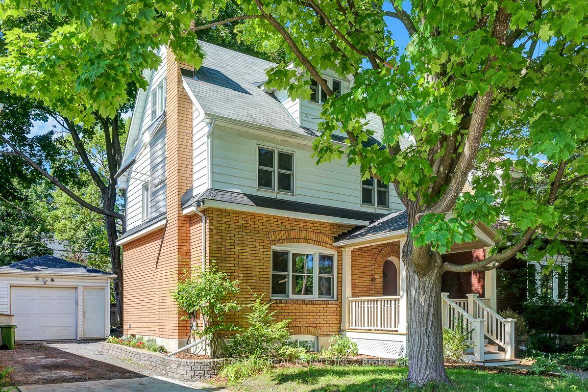 Nestled between the Rideau Canal and the Rideau River in one of Ottawas most coveted neighbourhoods, this fully renovated 4 bedroom, 3 bathroom home blends timeless charm with modern finishes.